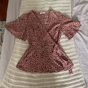 MI AMI CHEETAH WRAP BLOUSE